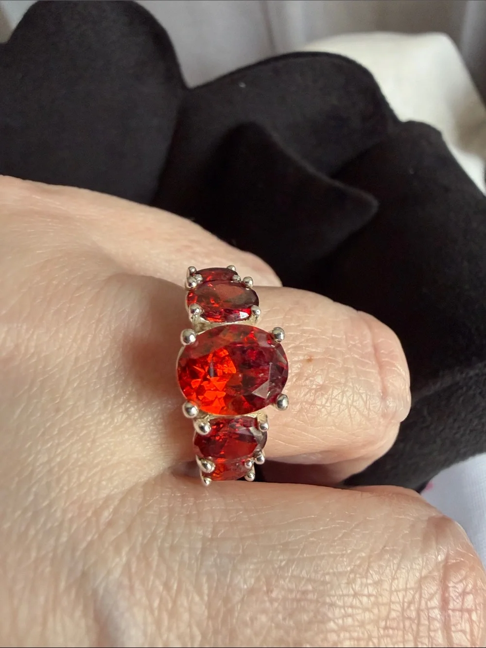 Elegant Red Crystal Three-Stone Ring - Classic Women's Jewelry